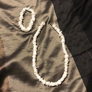 Shell necklace and bracelet